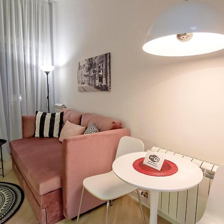 Momo 123 Apartments Belgrado Esterno foto