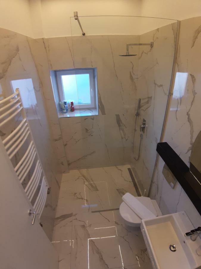 Momo 123 Apartments Belgrado Esterno foto