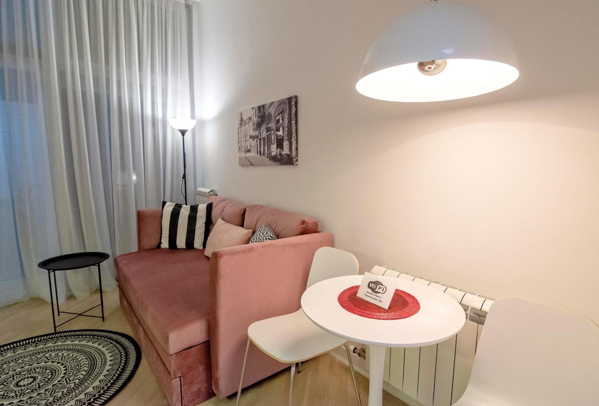 Momo 123 Apartments Belgrado Esterno foto