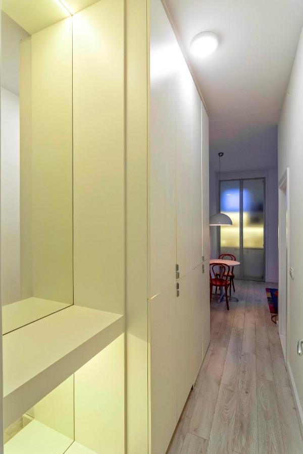 Momo 123 Apartments Belgrado Esterno foto